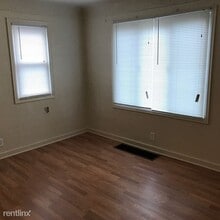 3281 Glengary Rd in Burton, MI - Building Photo - Building Photo