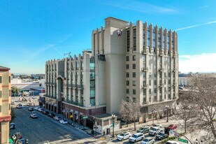 8 Orchids Condominium in Oakland, CA - Building Photo