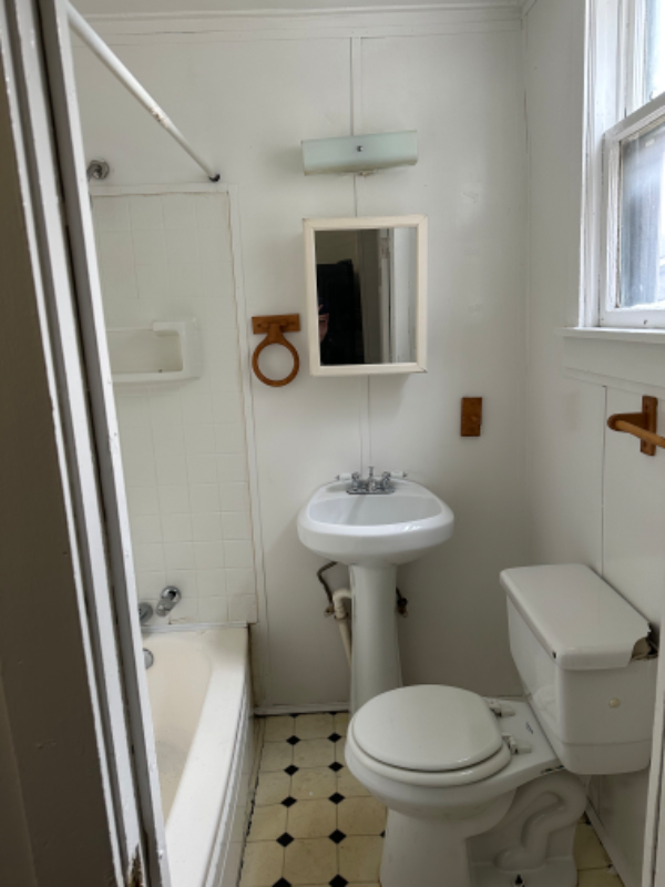 1619 5th Ave, Unit A in Leavenworth, KS - Building Photo - Building Photo