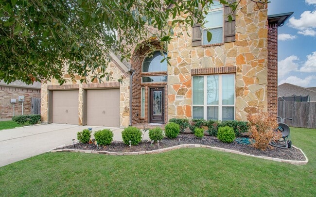 1202 Watercrest Park Ln