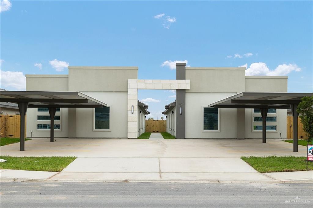 1900 W Violet Dr in Pharr, TX - Building Photo