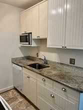 3051 Idaho Ave NW in Washington, DC - Building Photo - Building Photo