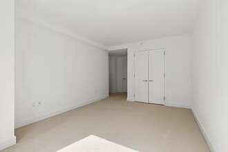 30 Little W St in New York, NY - Building Photo - Building Photo