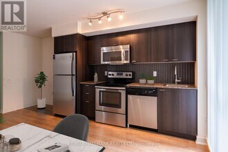 775 King St W in Toronto, ON - Building Photo - Building Photo