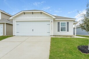 11923 Lake Park in San Antonio, TX - Building Photo