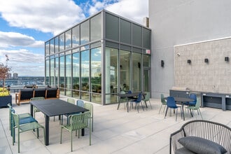 1440 Amsterdam Ave in New York, NY - Building Photo - Interior Photo