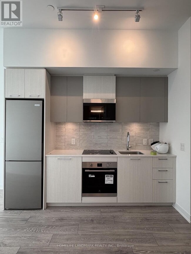 property at 10 Oak St