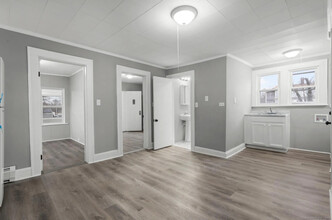 230 Boston Ave in Stratford, CT - Building Photo - Building Photo