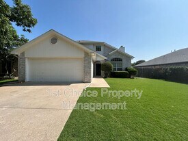 10608 Bing Dr in Fort Worth, TX - Building Photo