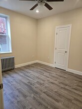 289 Day Ave, Unit A2 in Fairview, NJ - Foto de edificio - Building Photo