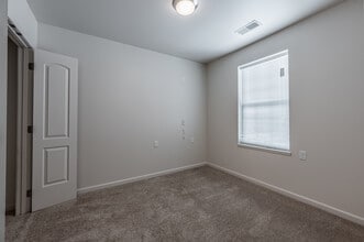 Lafayette Square Senior Apartments in Oakdale, PA - Building Photo - Interior Photo