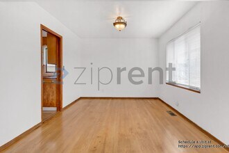 6117 NE Clackamas St in Portland, OR - Foto de edificio - Building Photo