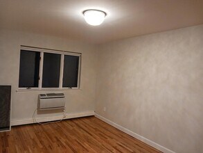 2655 E 21st St, Unit 2 in Brooklyn, NY - Foto de edificio - Building Photo