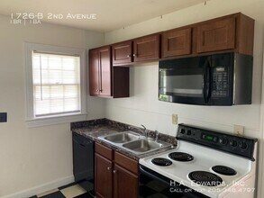 1726 2nd Ave in Tuscaloosa, AL - Foto de edificio - Building Photo