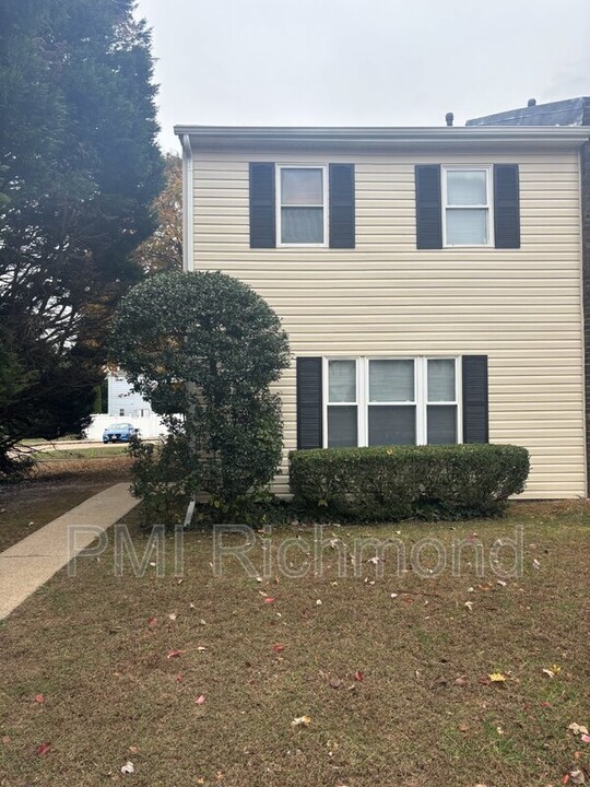 3621 Luckylee Crescent in Richmond, VA - Building Photo