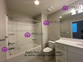 201 Jetty Dr in Richmond, CA - Building Photo - Building Photo