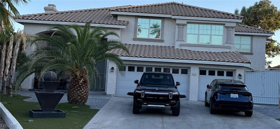 8735 W Knollmist Dr in Las Vegas, NV - Building Photo