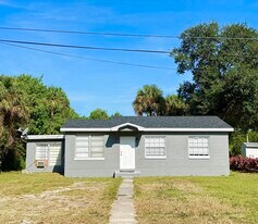 4506 Matanzas Ave in Fort Pierce, FL - Building Photo