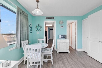 210 75th Ave N in Myrtle Beach, SC - Building Photo - Building Photo