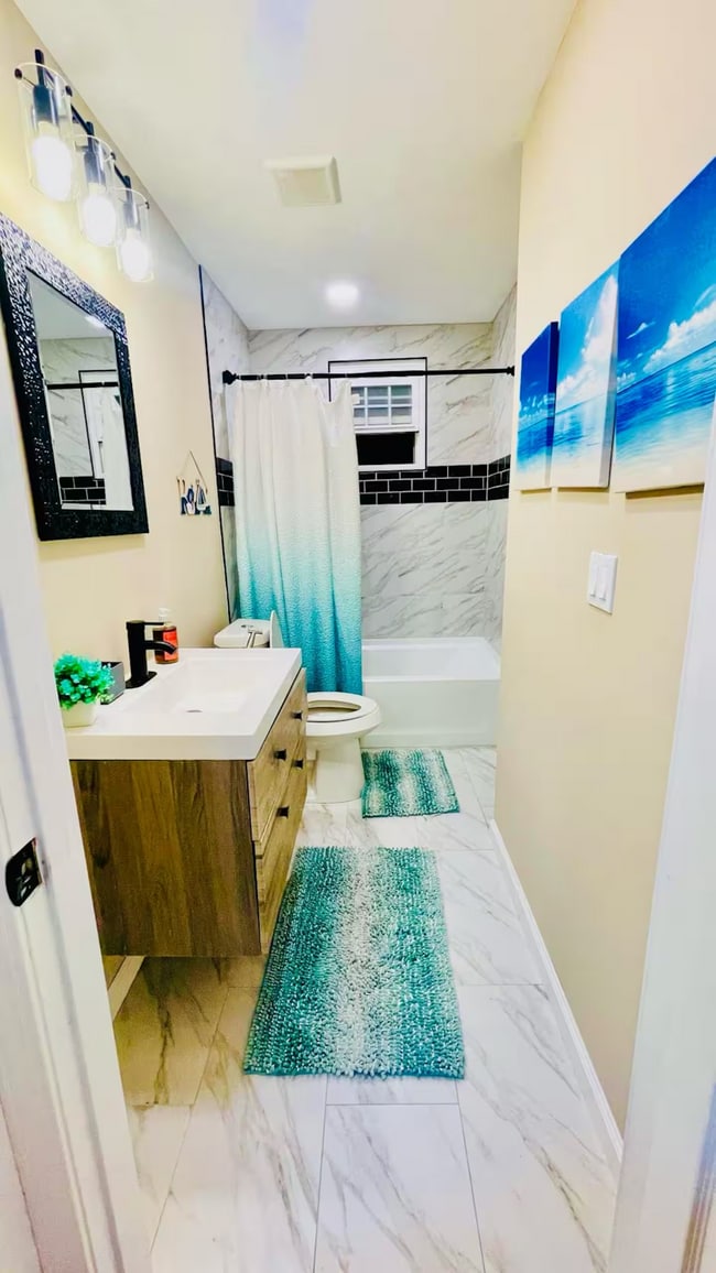 property at 2621 Edwin St
