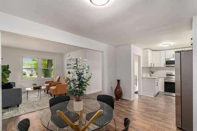 property at 3181 Pennington Cir SW