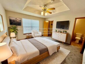 512 Andypaul Ct in Raymore, MO - Building Photo - Building Photo