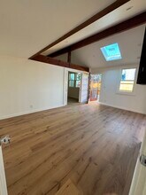 1815 N Edgemont St, Unit 0.5 in Los Angeles, CA - Foto de edificio - Building Photo