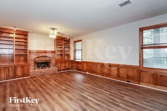 2012 S Downing St in Olathe, KS - Building Photo - Building Photo