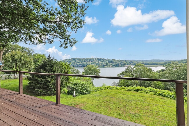 property at 33 Cornell Rd