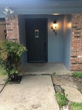 655 Ferguson Dr in Lewisville, TX - Building Photo - Building Photo