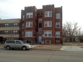 6209 S Michigan Ave Apartments