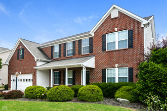 6555 Eagle Crossing Blvd in Brownsburg, IN - Building Photo - Building Photo