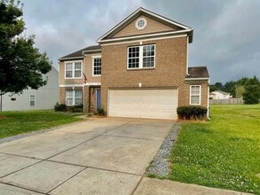 129 Kendrick Farm Dr in Mount Holly, NC - Building Photo - Building Photo