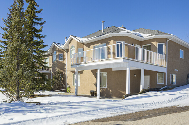 Georgian Bay Manors in Calgary, AB - Building Photo - Building Photo