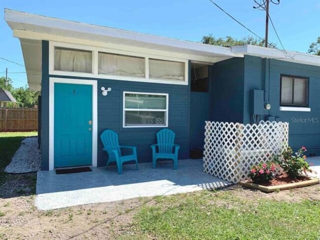 1245 Catalpa Ln, Unit 3 in Orlando, FL - Foto de edificio - Building Photo