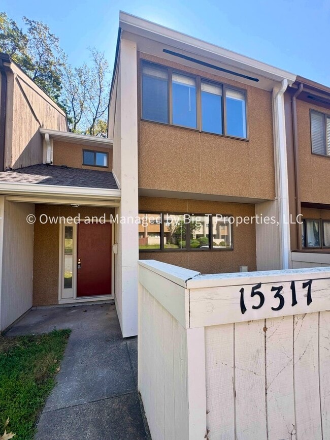 15317 Postillion Terrace