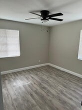 17 Curran St in Bakersfield, CA - Building Photo - Building Photo