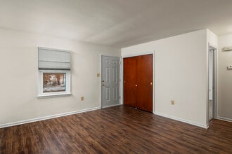 9329 Old Scaggsville Rd in Laurel, MD - Building Photo - Building Photo