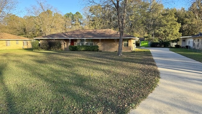 property at 2706 Jersey St