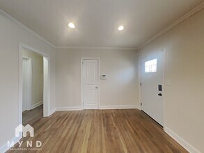 652 Daniel Ave in Decatur, GA - Foto de edificio - Building Photo