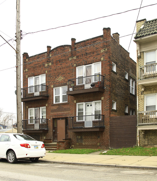 Othello Apartments in Cleveland, OH - Building Photo - Building Photo