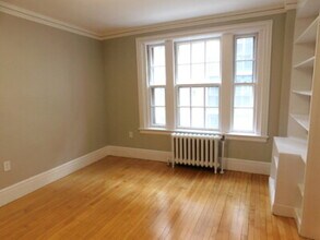 1570 Massachusetts Ave, Unit 2-5 in Cambridge, MA - Building Photo - Building Photo
