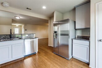 12071 Helvick Cres Ave in Houston, TX - Building Photo - Building Photo