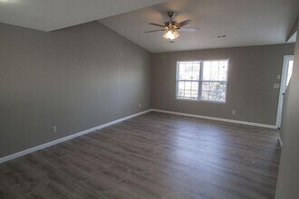 1518 Typhoon Ct in Columbia, MO - Building Photo - Building Photo