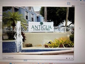 17550 NW 67th Pl in Hialeah, FL - Building Photo