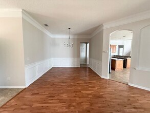 8259 Hedgewood Dr in Jacksonville, FL - Building Photo - Building Photo