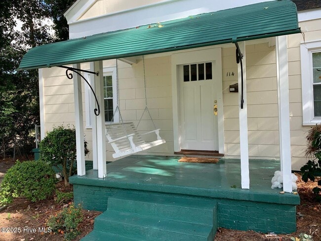 property at 114 N Jarvis St
