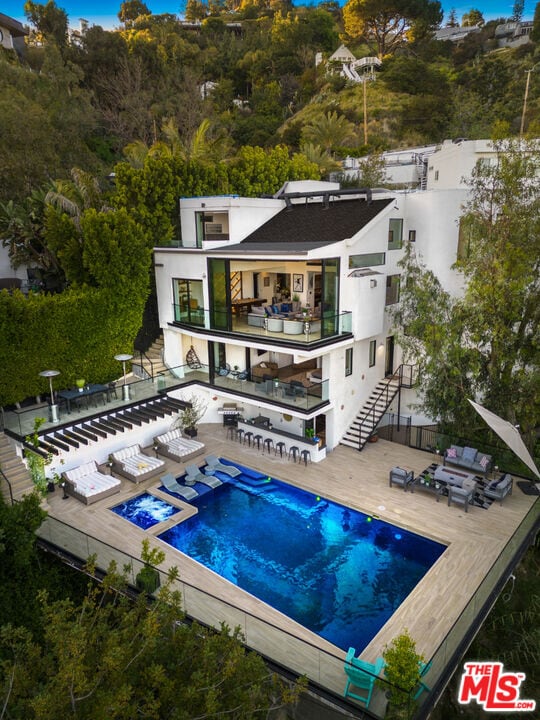 property at 8514 Franklin Ave