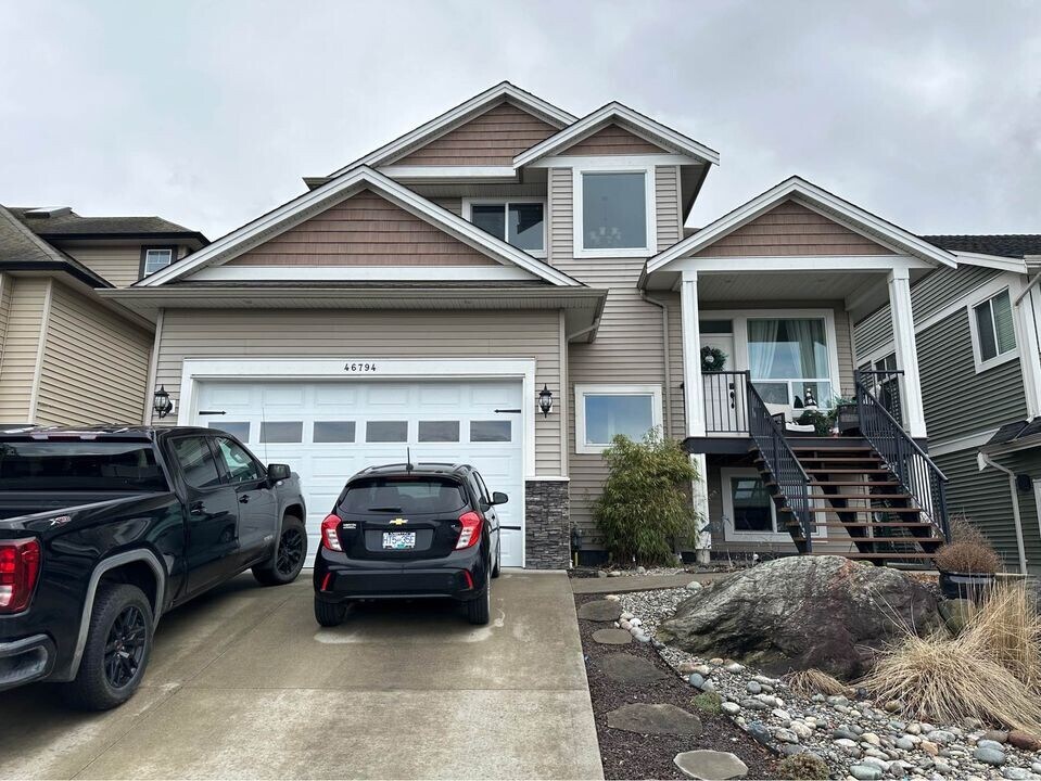 46794 Sylvan Dr in Chilliwack, BC - Building Photo