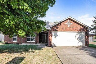 6149 Firelight Trail in Nashville, TN - Building Photo